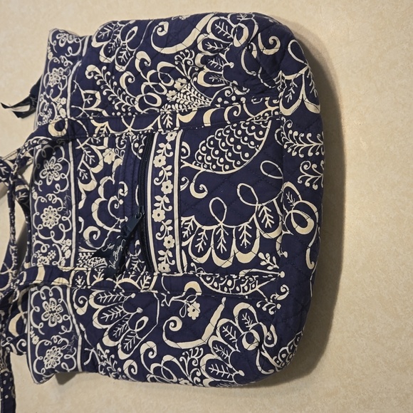 Navy zip Tote Twirly Bird Totebag Vera Bradley gently used - Picture 5 of 14
